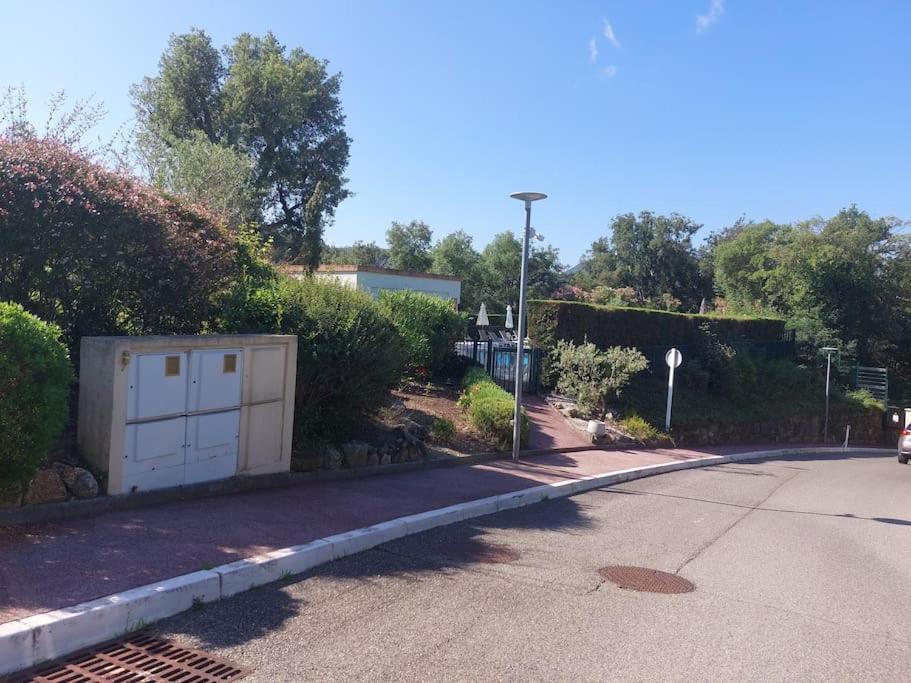 Belle Vue - Axelle Loc'appart Apartamento Mandelieu