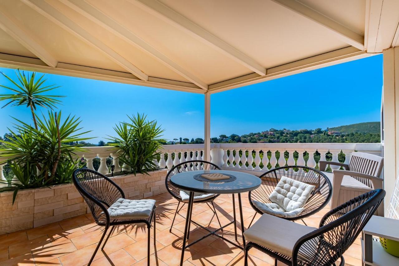 Belle Vue - Axelle Loc'appart Apartamento Mandelieu